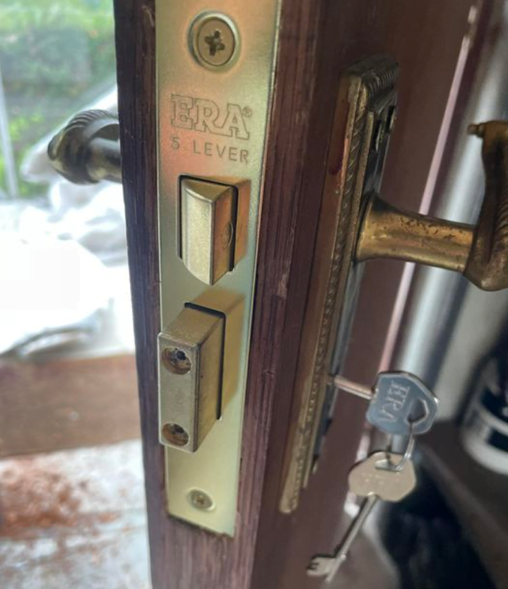 prolock locksmith - 5 lever lock upgrade.jpg